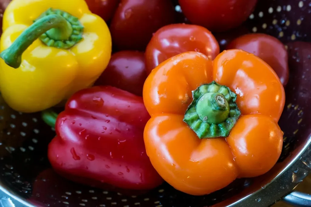 A bowl of fresh vegetables